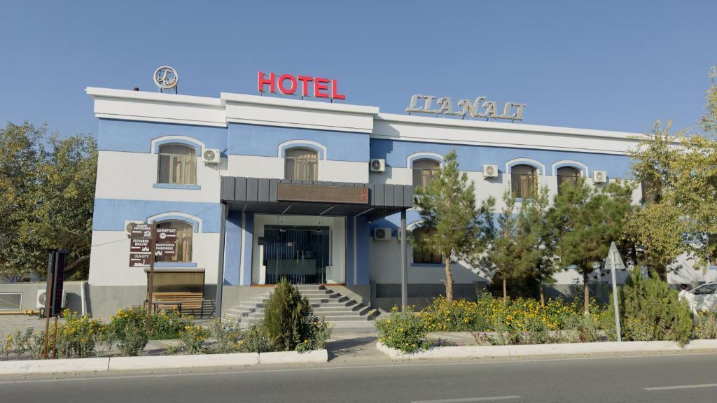 Lianali Hotel — фото 1