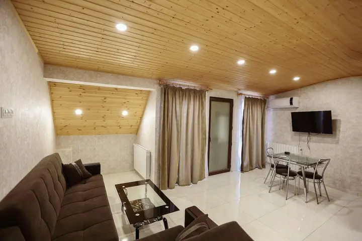 Тбилиси: Hosthub Apartment On Vakhtang Chikovani 3