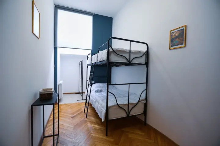 Тбилиси: Hosthub 7 Leo Kiacheli Street