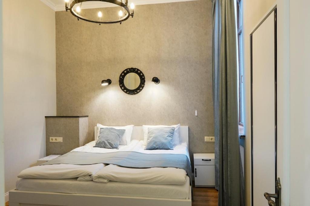Кутаиси: Hotel and Hostel Ticiani 15
