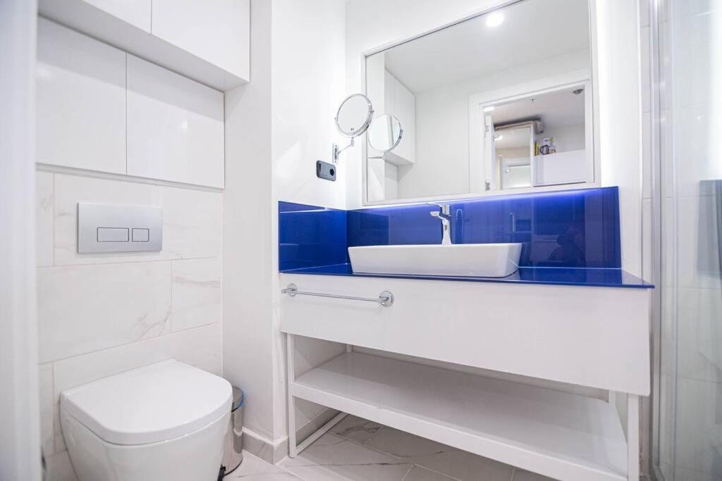 Батуми: Super Cozy Apartment 36th Floor, Sea and Mountain View