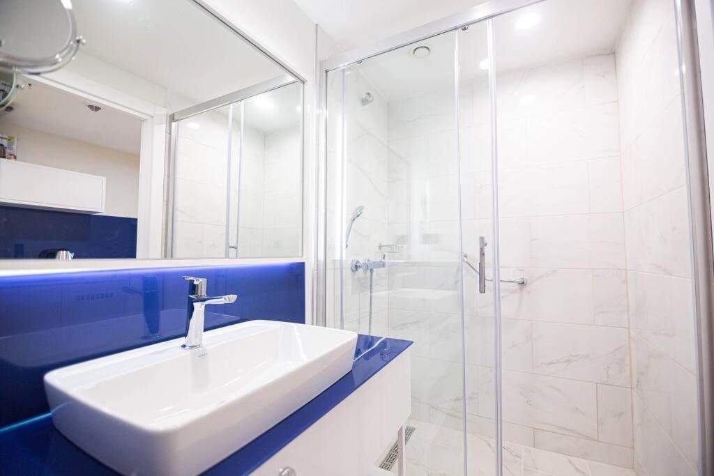 Батуми: Super Cozy Apartment 36th Floor, Sea and Mountain View