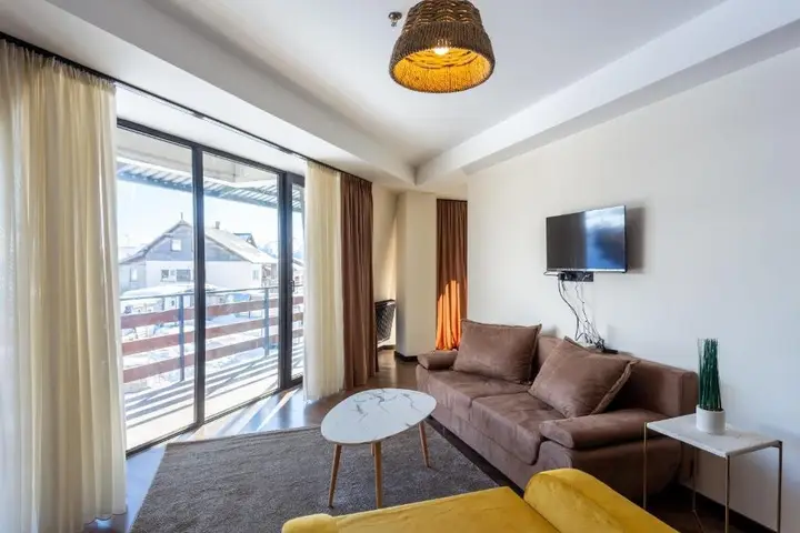 Гудаури: Stylish 1Br Apartment In Marshall Project