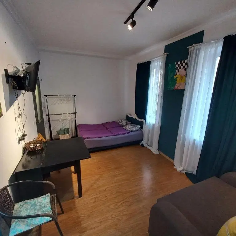 Тбилиси: Studio For 4 Guests On Silver Street