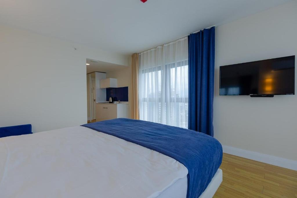 Батуми: Stylish Studio Apartment W Sea And Stadium View