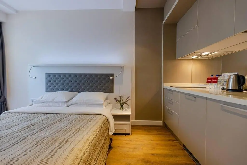 Батуми: Stylish Studio Apartment In The Heart of Batumi