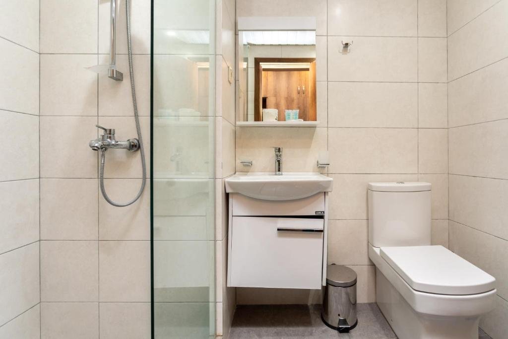 Гудаури: Stylish Ski In Out Apartment In 50 Metres From Gondola For 4
