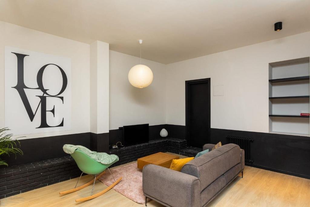 Тбилиси: Super Stylish Apartment For 4 Near Fabrika
