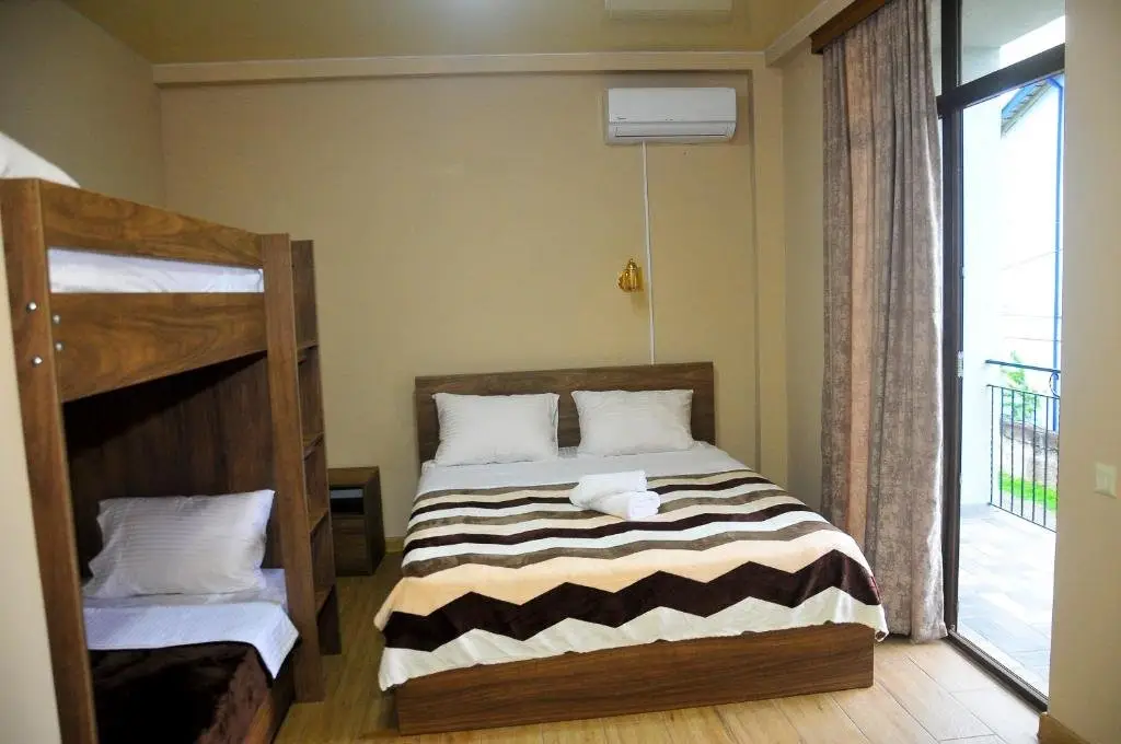 Уреки: Home N2