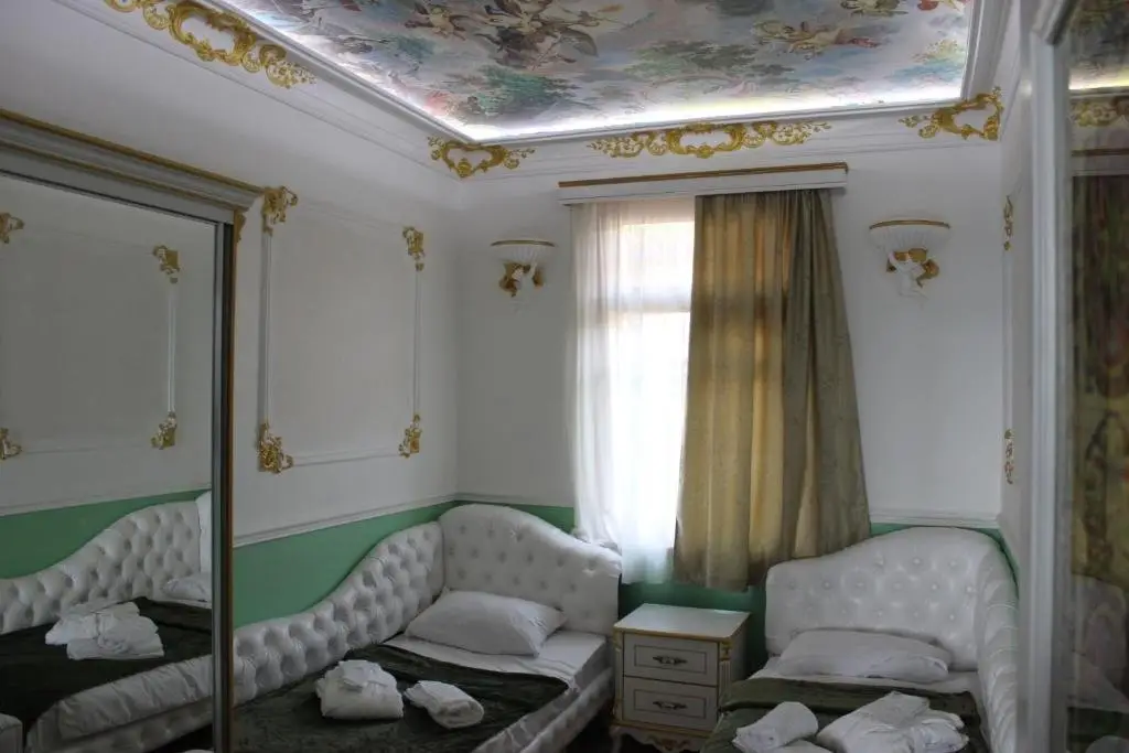 Тбилиси: Villa Pont Royal