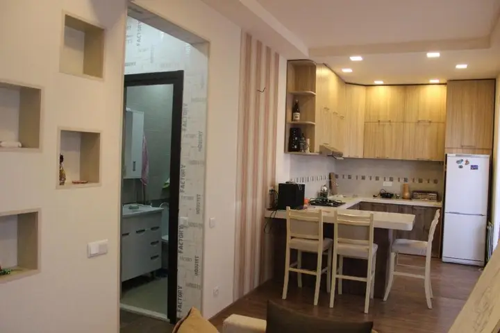 Тбилиси: Very Nice And Cozy Flat In A Quite Place