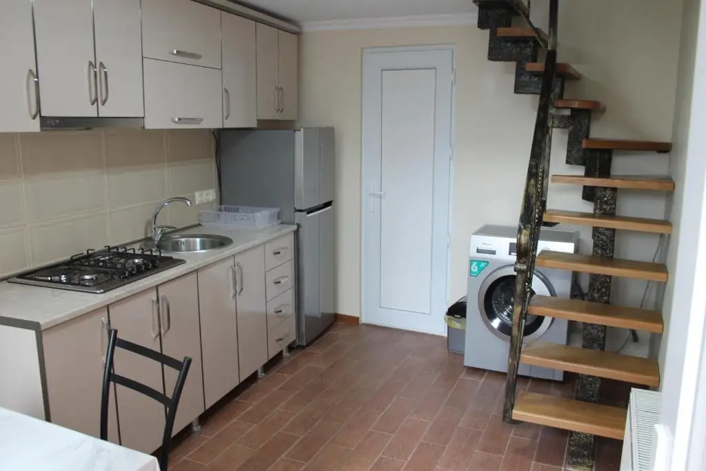 Батуми: Vacation Home On Tavdadebuli 85