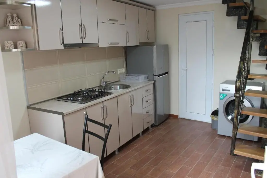 Батуми: Vacation Home On Tavdadebuli 85