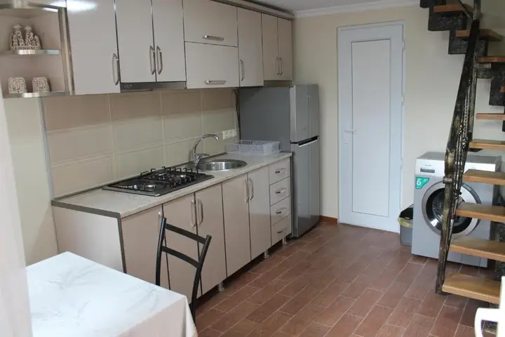 Батуми: Vacation Home On Tavdadebuli 85