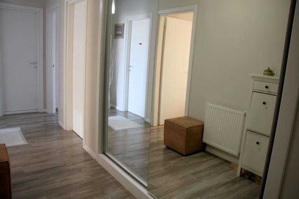 Тбилиси: Two Bedroom Apartment At M2 Saburtalo