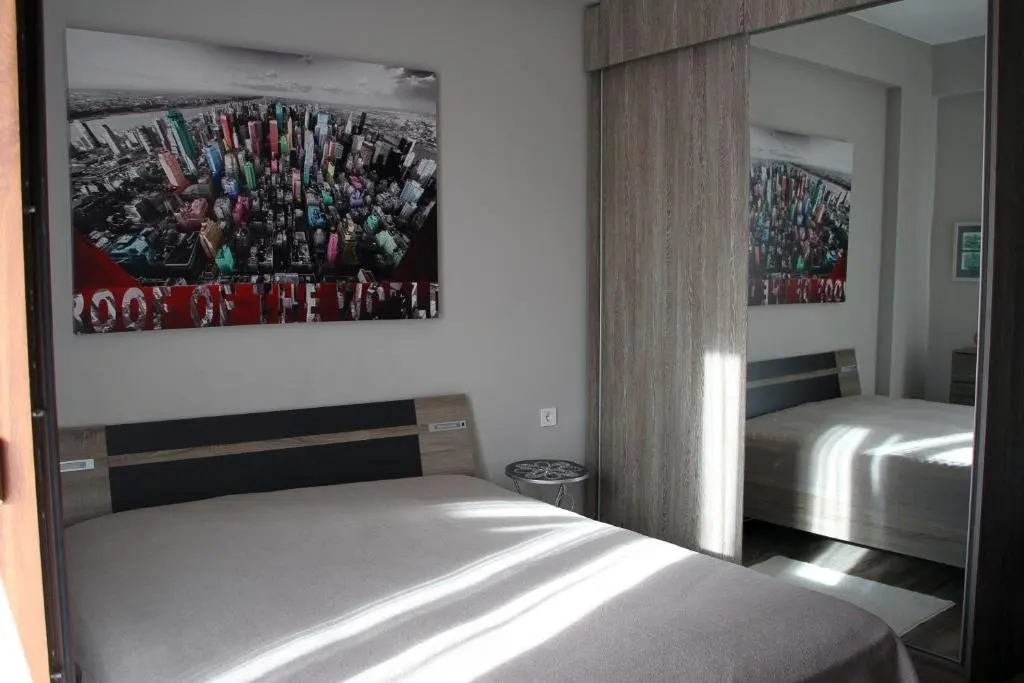 Тбилиси: Two Bedroom Apartment At M2 Saburtalo