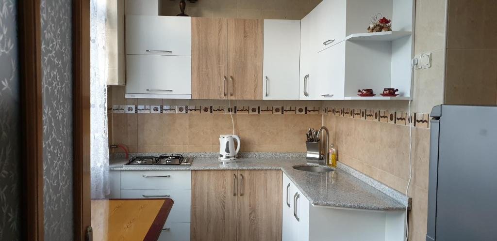 Батуми: Zaza Apartment 94