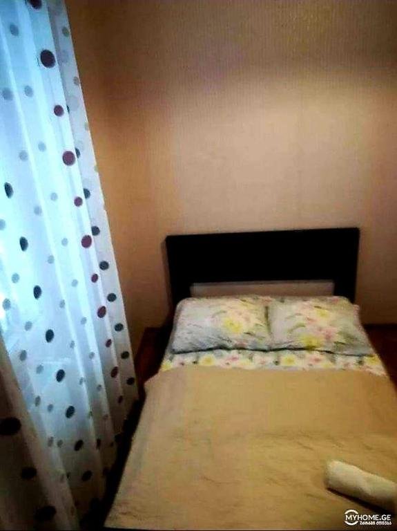 Тбилиси: Two Bedroom Apartment Vazisubani