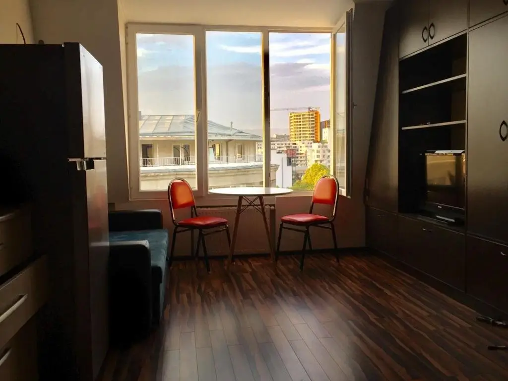 Тбилиси: Studio Apartment On Abashidze Str 50