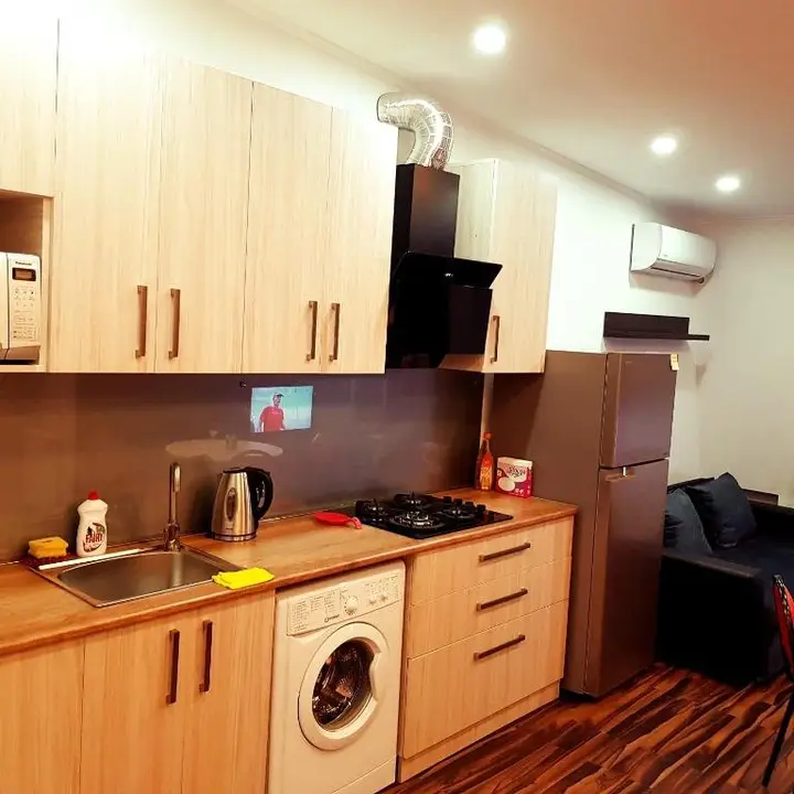 Тбилиси: Studio Apartment On Abashidze Str 50