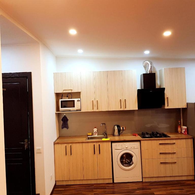 Тбилиси: Studio Apartment On Abashidze Str 50