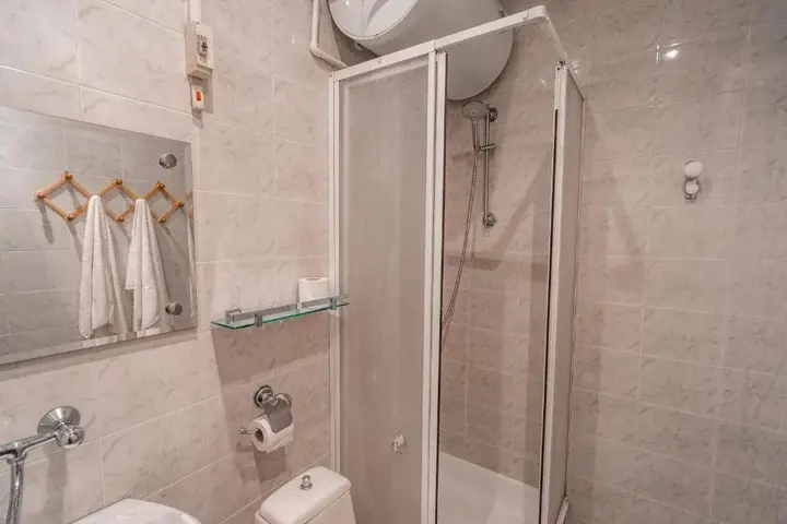 Тбилиси: Rustaveli 36 Apartment
