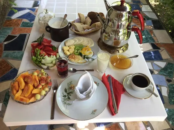 Кутаиси: Home At Friends