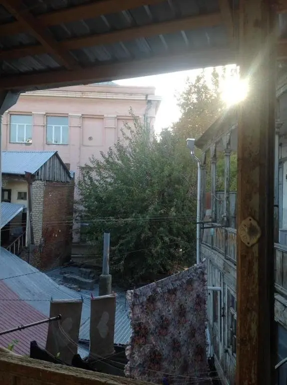 Тбилиси: Zurab Kvlividze Street N5
