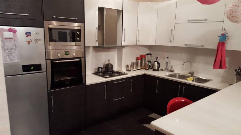 Тбилиси: Simon Chikovani Street 4 6 8 10 N7