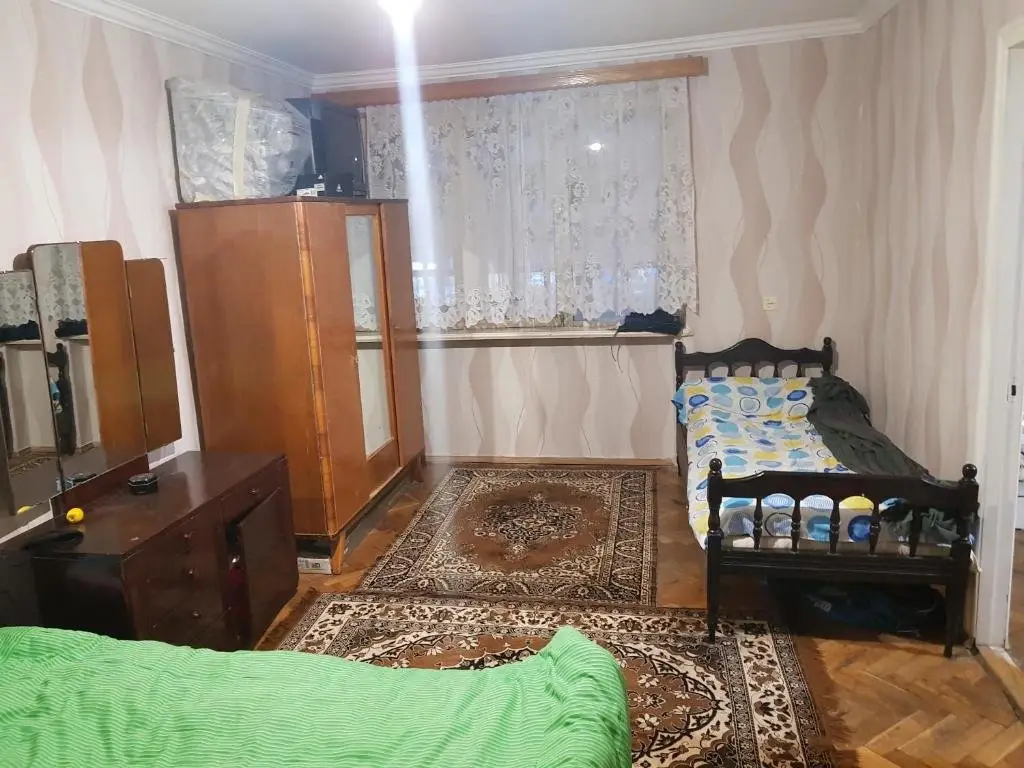 Тбилиси: Vazha Pshavela 42 44 House