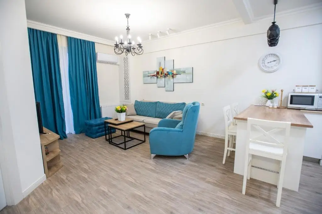 Тбилиси: Your Apartment At Kikvidze Square