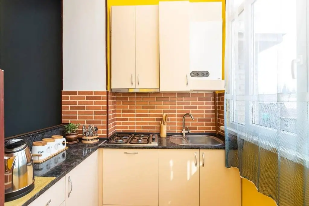Тбилиси: Wehost Apartment For 2 Near Fabrika