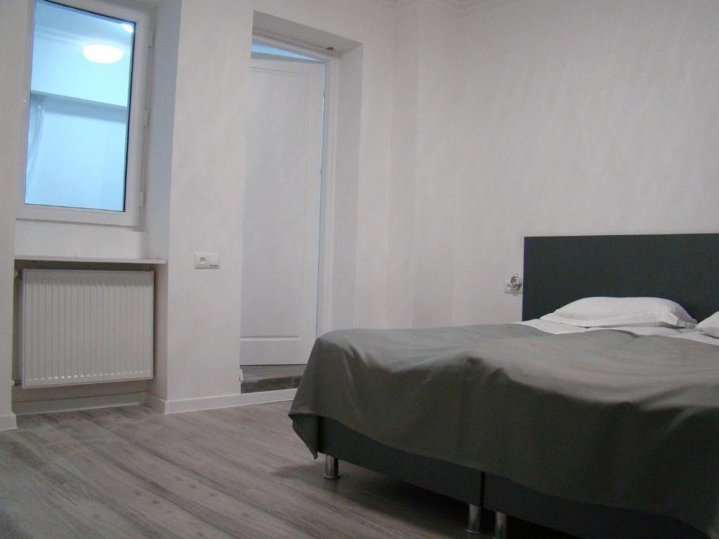 Тбилиси: Tabukashvili Deadlock 1,,4 Apartment, Tbilisi