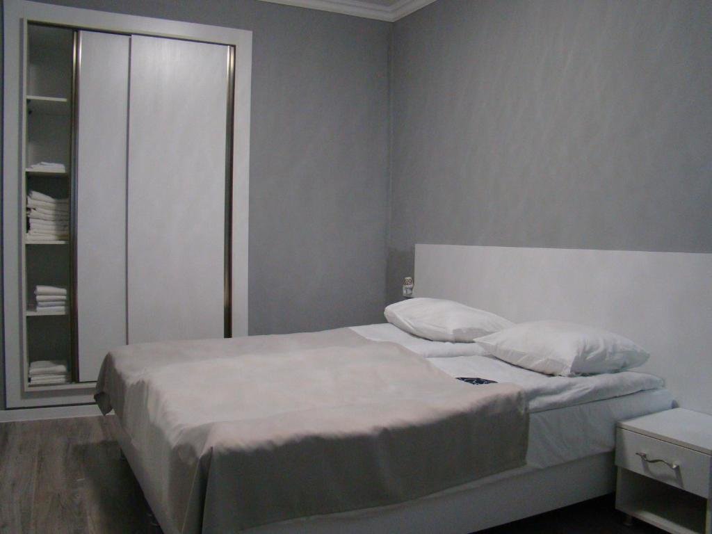 Тбилиси: Tabukashvili Deadlock 1,,4 Apartment, Tbilisi