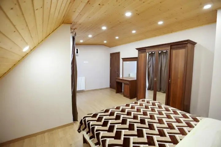Тбилиси: Hosthub Apartment At Vakhtang Chikovani Street 3