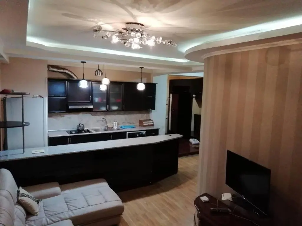 Тбилиси: Zhiuli Shartava Street 35 37