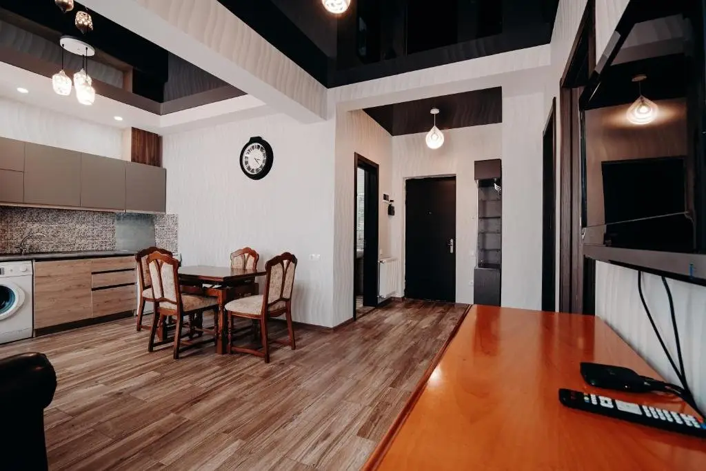 Тбилиси: Your House On The Jikia Apartment In The City Lux