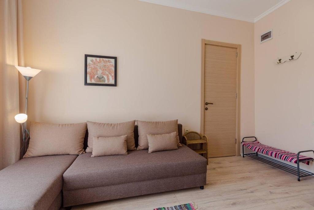 Батуми: Wehost Apartment Near Piazza