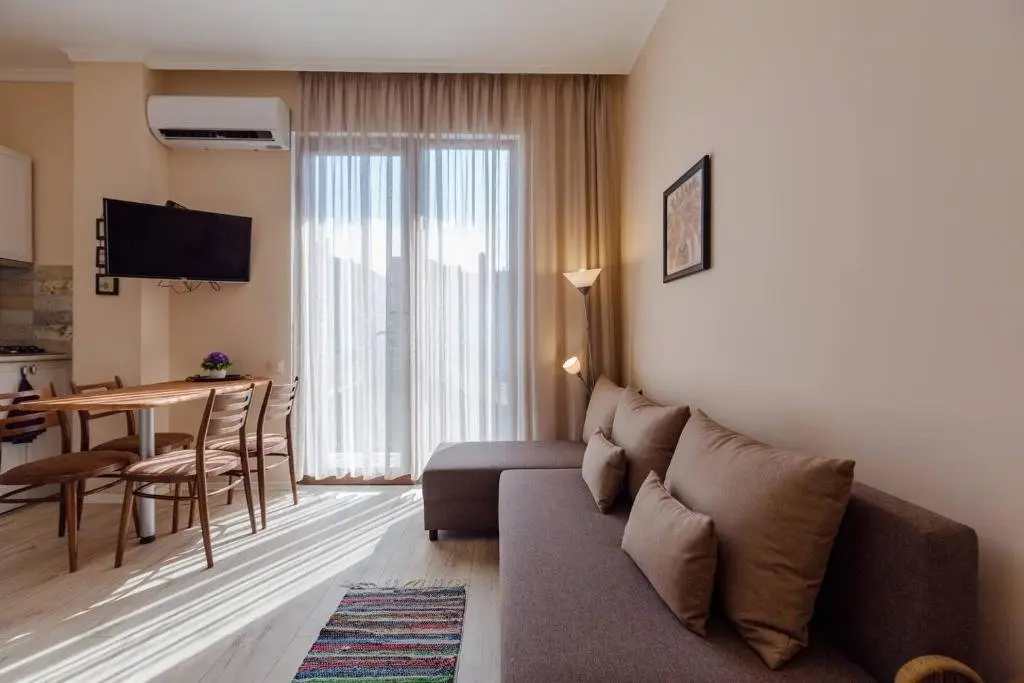 Батуми: Wehost Apartment Near Piazza