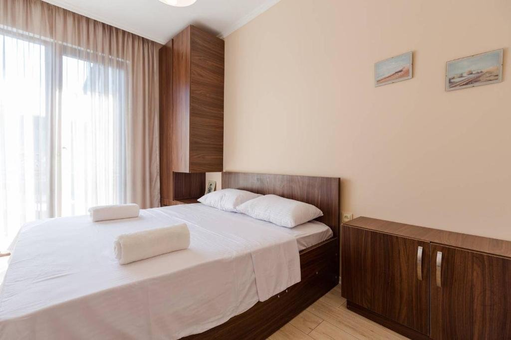 Батуми: Wehost Apartment Near Piazza