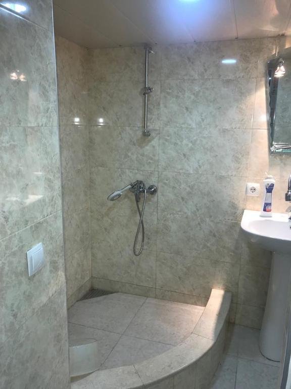 Батуми: Room Near 6 May Park