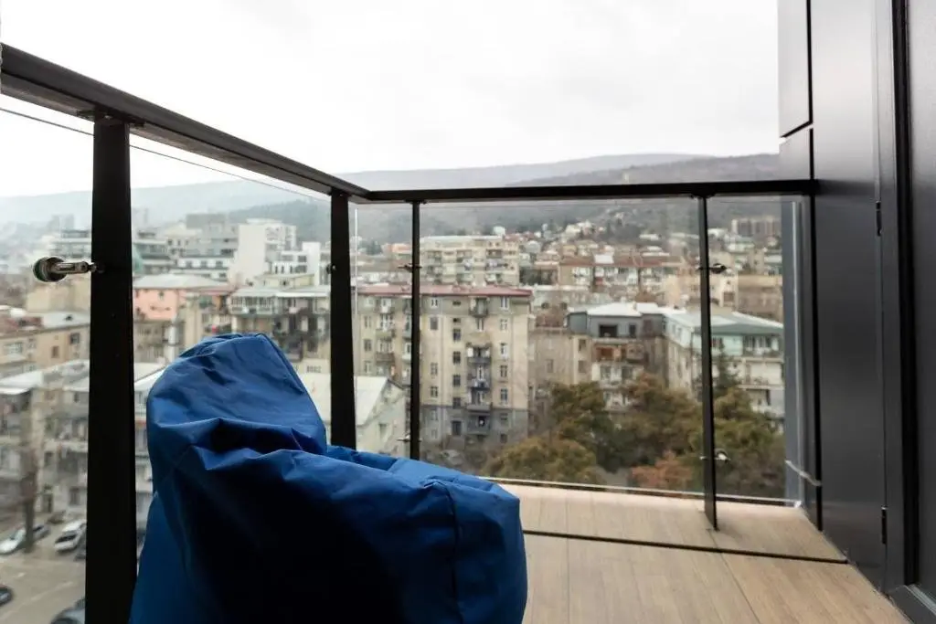Тбилиси: Wehost Studio On Chavchavadze Avenue