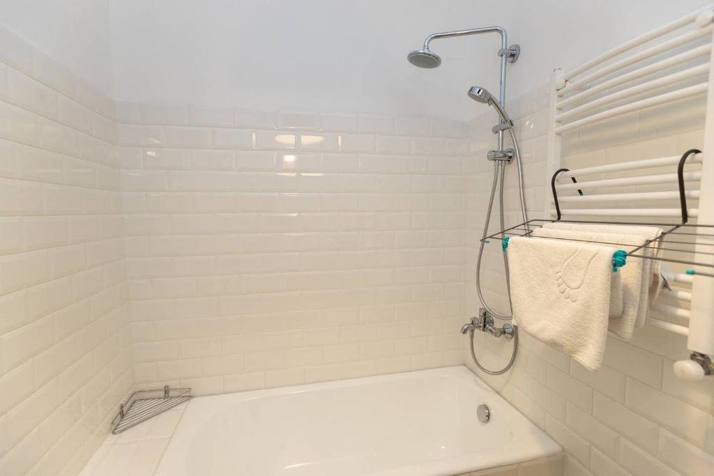 Тбилиси: Wehost Stylish Apartment Near Lolita