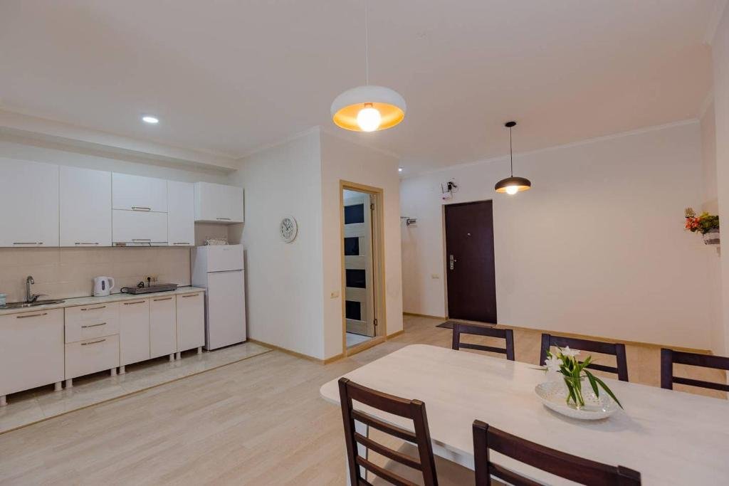 Батуми: Wehost Magnolia Residence Apartment