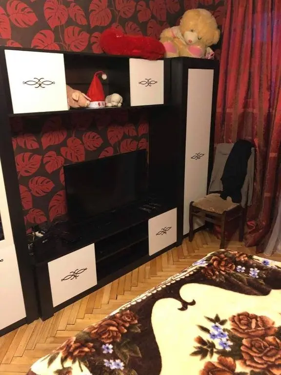 Тбилиси: September 21 Renovated One Room Apartment For Rent In Saburtalo, On Tashknet Ave. Very Close To Medical Subway N 4. The House Is Equipped With All The Necessary Equipment. Price Per Month 250.
