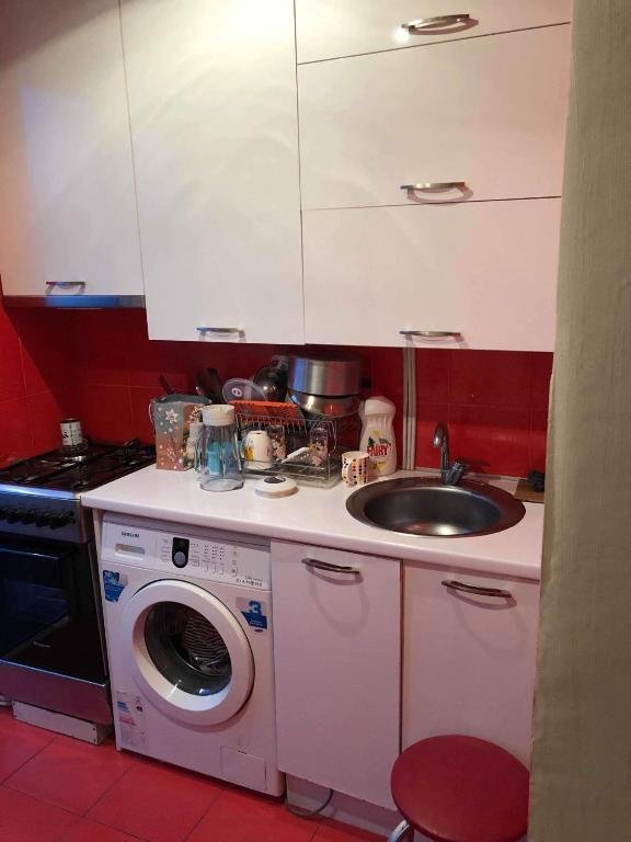 Тбилиси: September 21 Renovated One Room Apartment For Rent In Saburtalo, On Tashknet Ave. Very Close To Medical Subway N 4. The House Is Equipped With All The Necessary Equipment. Price Per Month 250.