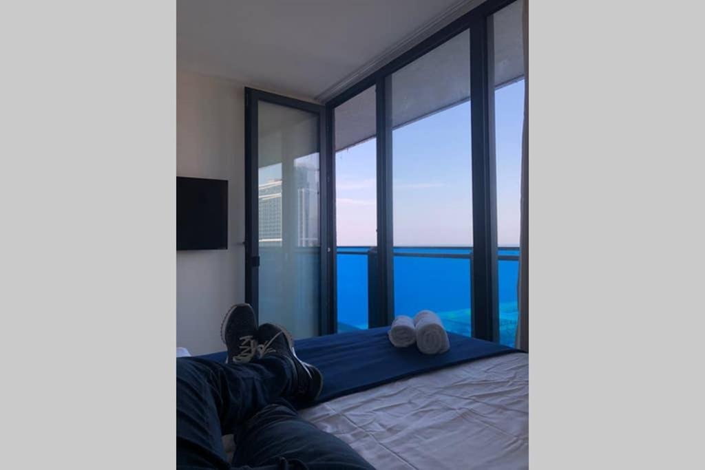 Батуми: Travel To Batumi At Orbi City Floor 20