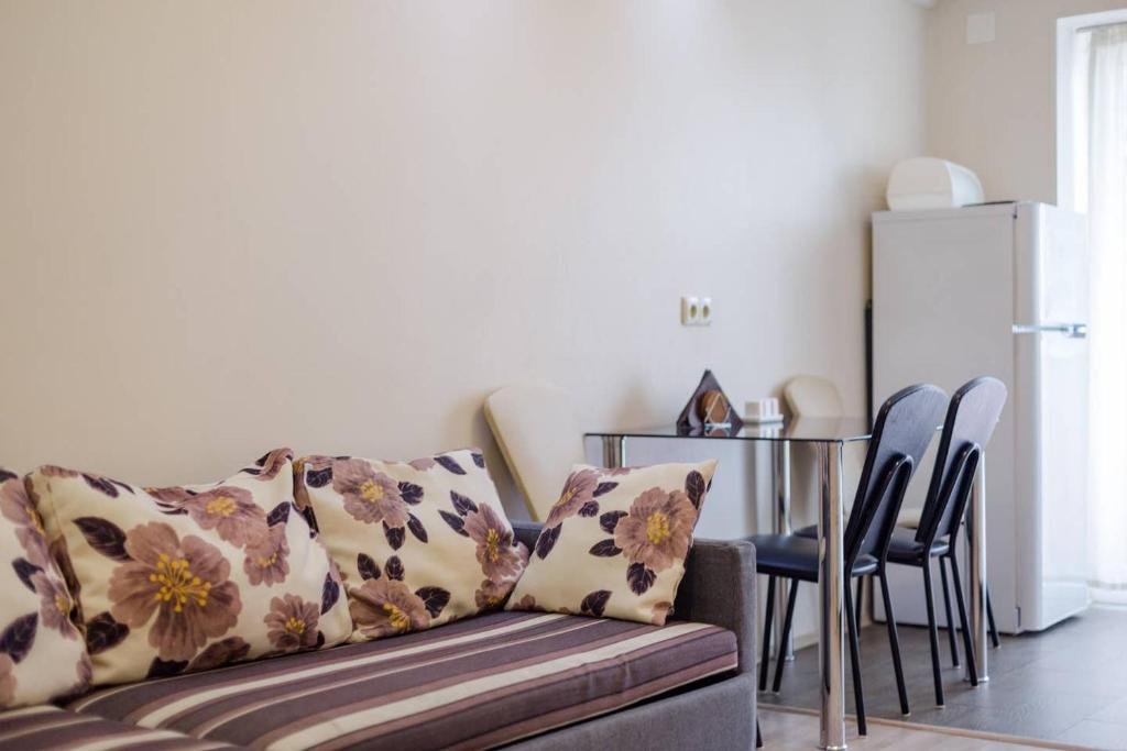Батуми: Sunny Apartment In The Heart Of Batumi 1Br 4Ppl