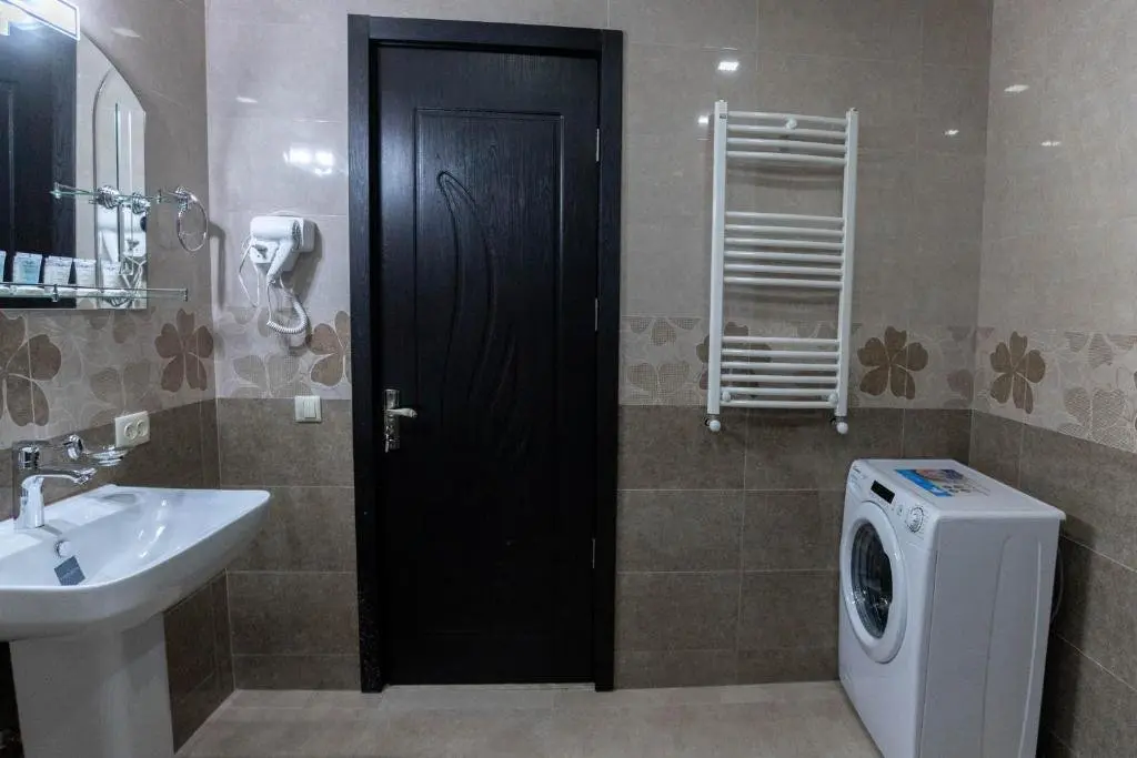 Тбилиси: Hotel Apartment In Gorgasali Street 1