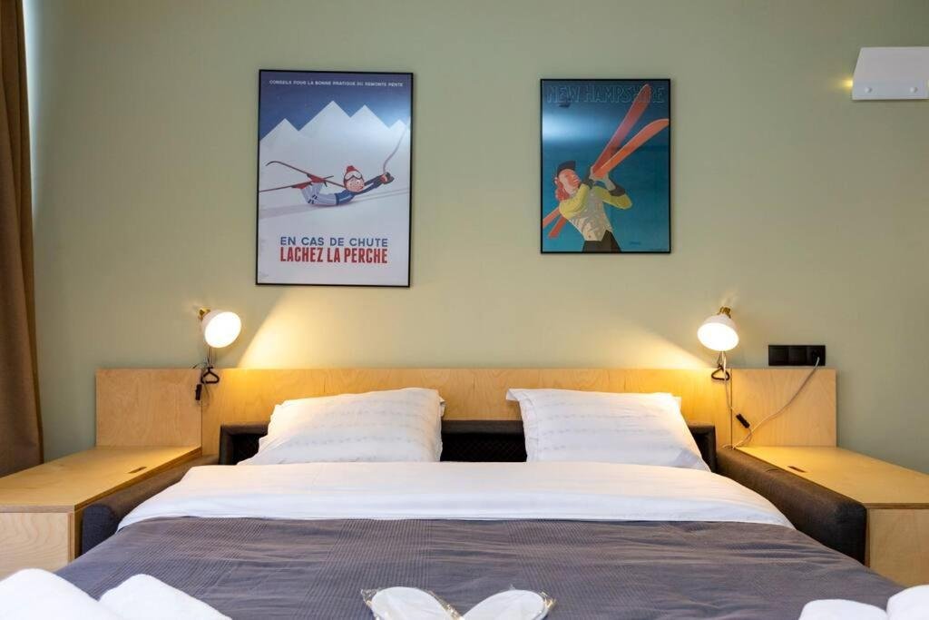 Бакуриани: Stylish Hotel Apartment Near Rooms Hotel For 4 Persons In Bakuriani